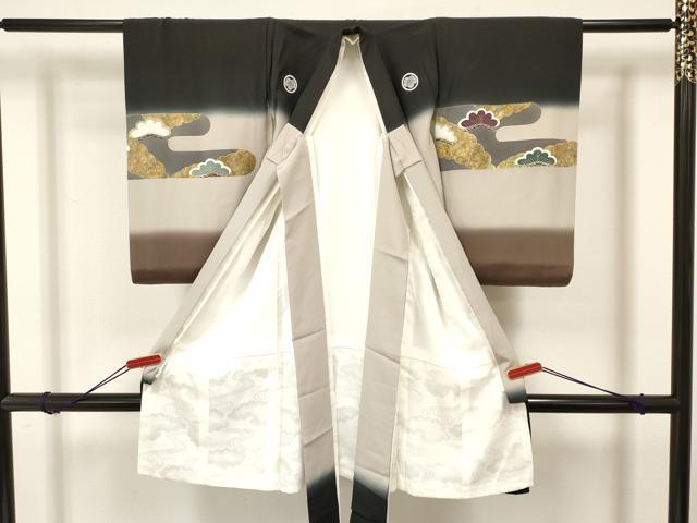 平和屋着物[]お宮参り　男の子　祝着　産着　初着　のしめ　兜　打ち出の小槌　エ霞松文　暈し染め　金彩　逸品　DAAS9094ma