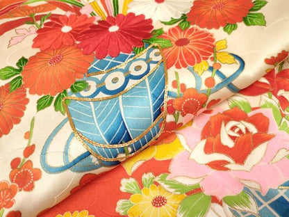 平和屋着物[]お宮参り　女の子　祝着　産着　初着　のしめ　駒刺繍　花籠文　金彩　逸品　DAAS9303ma