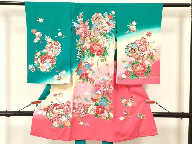 平和屋着物[]お宮参り　女の子　祝着　産着　初着　のしめ　鞠　鴛鴦　鼓雪輪花蝶文　暈し染め　金銀彩　DAAS9309ma