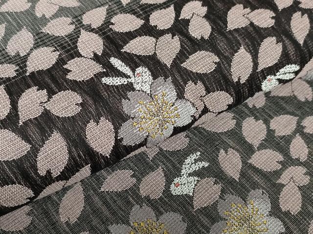 平和屋着物▽全通柄袋帯　スリーシーズン　春夏秋　全通三重織　舞桜文　兎　正絹　逸品　未使用　DAAT0313ob