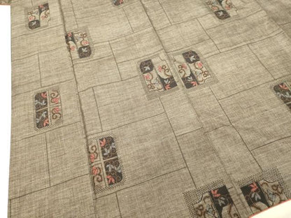 平和屋着物●本場大島紬 9マルキ 花唐草文 正絹 逸品 DAAT1025tw