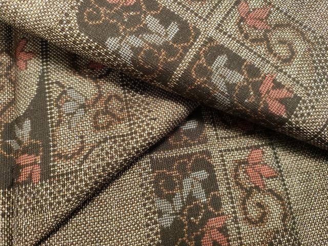 平和屋着物●本場大島紬 9マルキ 花唐草文 正絹 逸品 DAAT1025tw