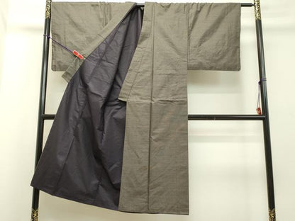 平和屋着物●男性　本場染大島紬　アンサンブル　亀甲柄　証紙付き　正絹　逸品　DAAT1051tw