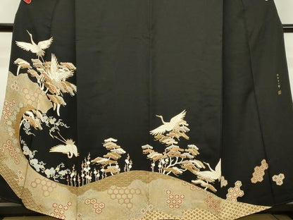 平和屋着物●皇室献上作家　北出与三郎　黒留袖　駒刺繍　飛鶴枝梅松文　金彩　正絹　逸品　DAAT1059tw