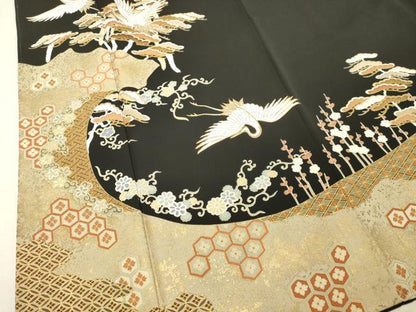 平和屋着物●皇室献上作家　北出与三郎　黒留袖　駒刺繍　飛鶴枝梅松文　金彩　正絹　逸品　DAAT1059tw