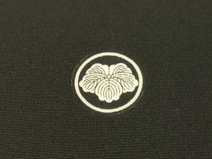 平和屋着物●皇室献上作家　北出与三郎　黒留袖　駒刺繍　飛鶴枝梅松文　金彩　正絹　逸品　DAAT1059tw