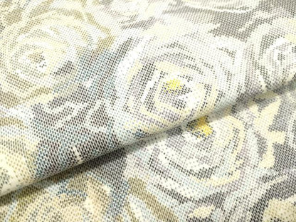 平和屋着物●本場大島紬 白大島 総絣 薔薇 バラ 正絹 逸品 DAAT1087tw