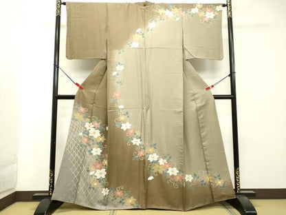平和屋着物●訪問着 駒刺繍 立涌花唐草文 暈し染め 金彩 正絹 逸品 DAAT1231tw