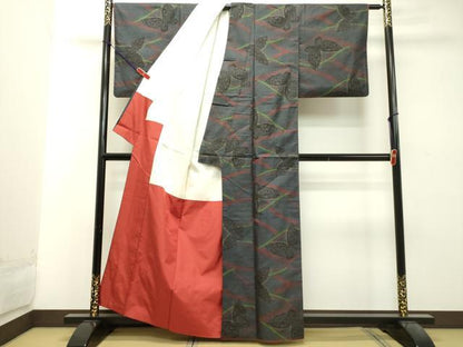 平和屋着物●本場大島紬　7マルキ　舞蝶文　正絹　逸品　DAAT1424tw