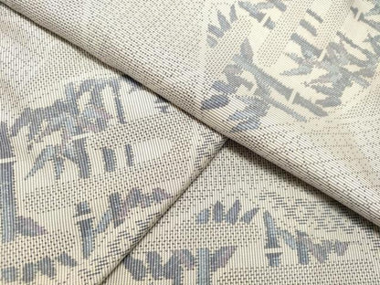 平和屋着物●本場大島紬 白大島 7マルキ 総絣 地紙笹竹文 正絹 逸品 DAAT1476tw