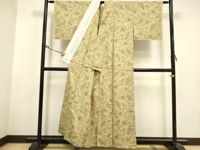 平和屋着物▽上質な紬 　単衣　葡萄蔦の葉　正絹　逸品　未使用　DAAT4486du