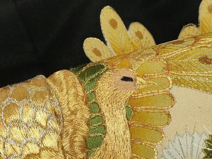 平和屋着物■豪華黒留袖 駒刺繍 刺繍 孔雀松文 金銀糸 正絹 逸品 DAAT7561ob