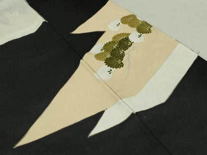 平和屋着物■豪華黒留袖 駒刺繍 刺繍 孔雀松文 金銀糸 正絹 逸品 DAAT7561ob