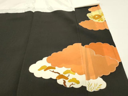 平和屋着物■豪華黒留袖　駒刺繍　雲取り飛鶴花文　金彩　正絹　逸品　DAAT8257qp