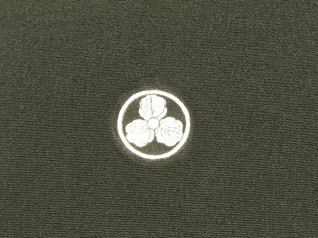 平和屋着物■豪華黒留袖　駒刺繍　雲取り飛鶴花文　金彩　正絹　逸品　DAAT8257qp