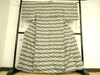 平和屋着物▽上質な紬　単衣　亀甲繋ぎ　正絹　逸品　DAAT9119az