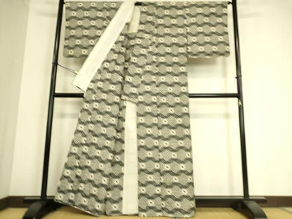 平和屋着物▽上質な紬　単衣　亀甲繋ぎ　正絹　逸品　DAAT9119az