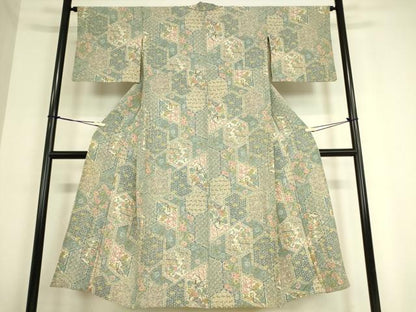 平和屋着物▽上質な小紋　単衣　亀甲花鳥蝶文　正絹　逸品　DAAT9251az