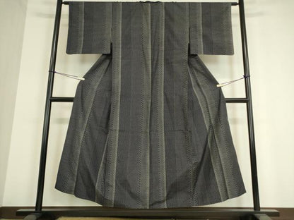 平和屋着物▽上質な紬 単衣 十字絣 黒地 正絹 逸品 DAAT9259az