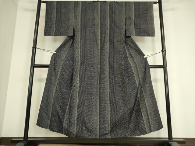 平和屋着物▽上質な紬 単衣 十字絣 黒地 正絹 逸品 DAAT9259az