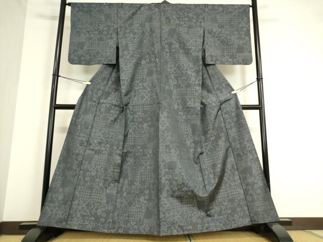 平和屋着物▽本場大島紬 単衣 7マルキ 幾何学文 正絹 逸品 DAAT9668az