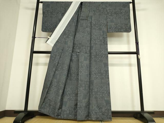 平和屋着物▽本場大島紬 単衣 7マルキ 幾何学文 正絹 逸品 DAAT9668az