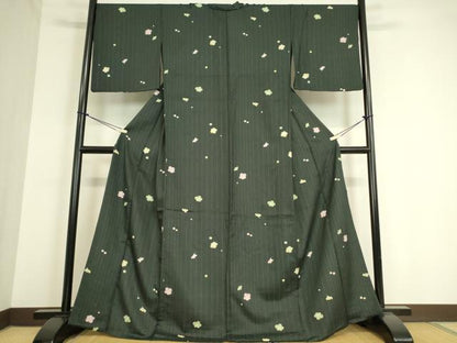 平和屋着物▽世界的ファッションデザイナー　山本寛斎　kansaiブランド　小紋　単衣　舞梅文　黒地　洗える着物　DAAT9674az
