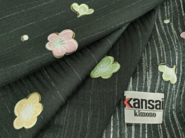 平和屋着物▽世界的ファッションデザイナー　山本寛斎　kansaiブランド　小紋　単衣　舞梅文　黒地　洗える着物　DAAT9674az