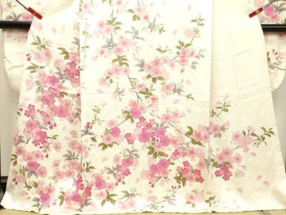 平和屋着物●豪華振袖 駒刺繍 枝桜文 金彩 正絹 逸品 DAAU0592tw