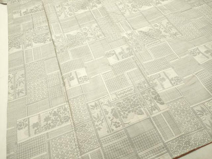 平和屋着物●本場大島紬　白大島　9マルキ　格子草花文　正絹　逸品　DAAU0645tw