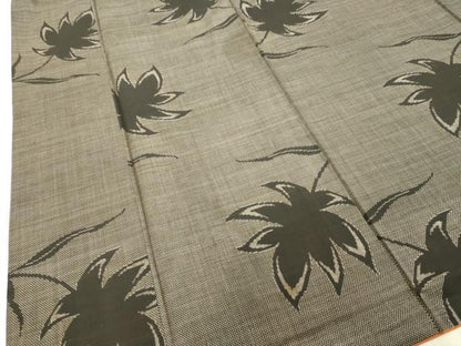 平和屋着物●本場大島紬　7マルキ　草花文　正絹　逸品　DAAU0757tw