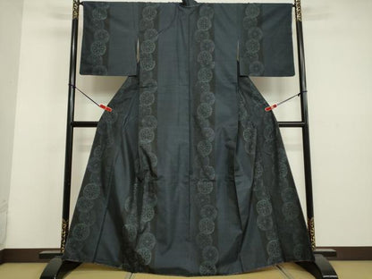 平和屋着物●本場大島紬　源氏車間道　証紙付き　正絹　逸品　DAAU0784tw