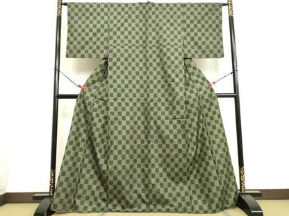 平和屋着物●本場大島紬 7マルキ 市松文様 正絹 逸品 DAAU0821tw