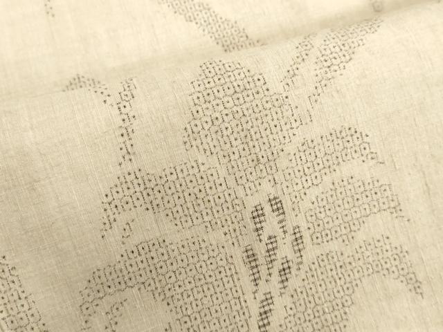 平和屋着物●本場結城紬 重要無形文化財 120亀甲 更紗花文 正絹 逸品 DAAU0857tw
