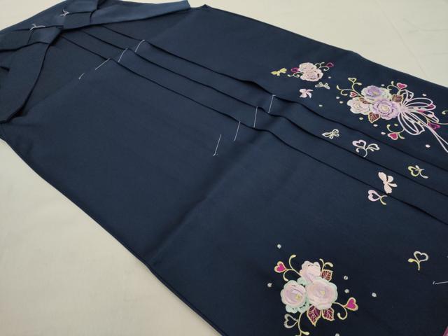 平和屋着物●女性 行灯袴 総刺繍 草花文 ミッドナイトブルー色 金銀糸 卒業式 洗える着物 未使用 DAAU1019tw
