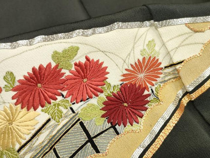 平和屋着物■豪華黒留袖　駒刺繍　松川菱風景文　金彩　正絹　逸品　DAAU1812xg