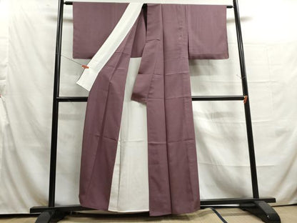平和屋着物▽上質な色無地　単衣　紗綾型地紋　蒲葡色　正絹　逸品　未使用　DAAU2672ud