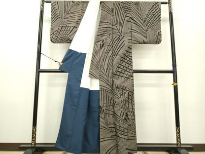 平和屋着物●本場大島紬 9マルキ 松葉文 正絹 逸品 DAAU3938du