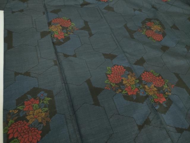 平和屋着物●本場大島紬 7マルキ 亀甲花文 正絹 逸品 DAAU5094ps