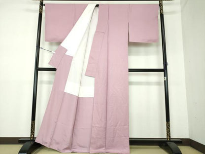 平和屋着物●上質な色無地　紋意匠　紅藤色　正絹　逸品　未使用　DAAU5227ps