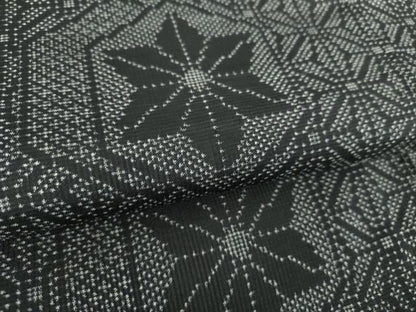 平和屋着物●本場大島紬 7マルキ 麻の葉文様 正絹 逸品 DAAU5780ps