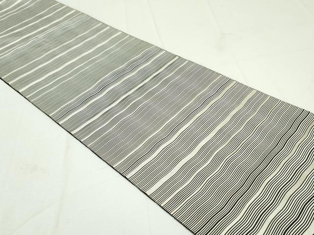 平和屋着物●本場筑前博多織 八寸名古屋帯 よろけ縞 正絹 逸品 DAAU6944ob