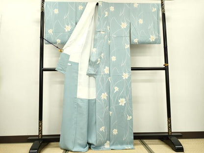 平和屋着物●華道家　假屋崎省吾プロデュース　きものの世界　小紋　舞花文　百合　正絹　逸品　DAAU9876fe