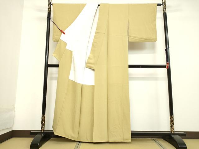 平和屋着物●上質な色無地 枯草色 正絹 逸品 DAAV1036tw