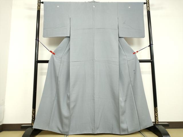 平和屋着物●東京手描友禅　安達雅一監修　色無地　スモークブルー色　正絹　逸品　DAAV1067tw 平和屋着物○東京手描友禅 安達雅一監修 色無地 スモークブルー