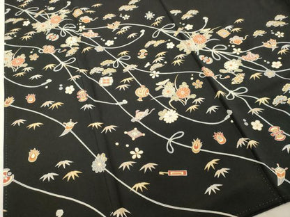平和屋着物●訪問着　作家物　宝尽くし草花文　黒地　金彩　正絹　逸品　DAAV1189tw