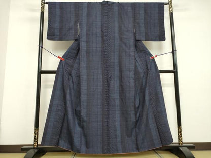 平和屋着物●本場結城紬　重要無形文化財　120亀甲　間道　正絹　逸品　DAAV1286tw
