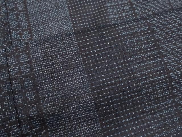 平和屋着物●本場結城紬　重要無形文化財　120亀甲　間道　正絹　逸品　DAAV1286tw