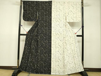 平和屋着物●訪問着　片身替わり　文字文　正絹　逸品　DAAV3087du