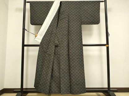 平和屋着物▽上質な紬　単衣　七宝文　黒地　正絹　逸品　DAAV3152du